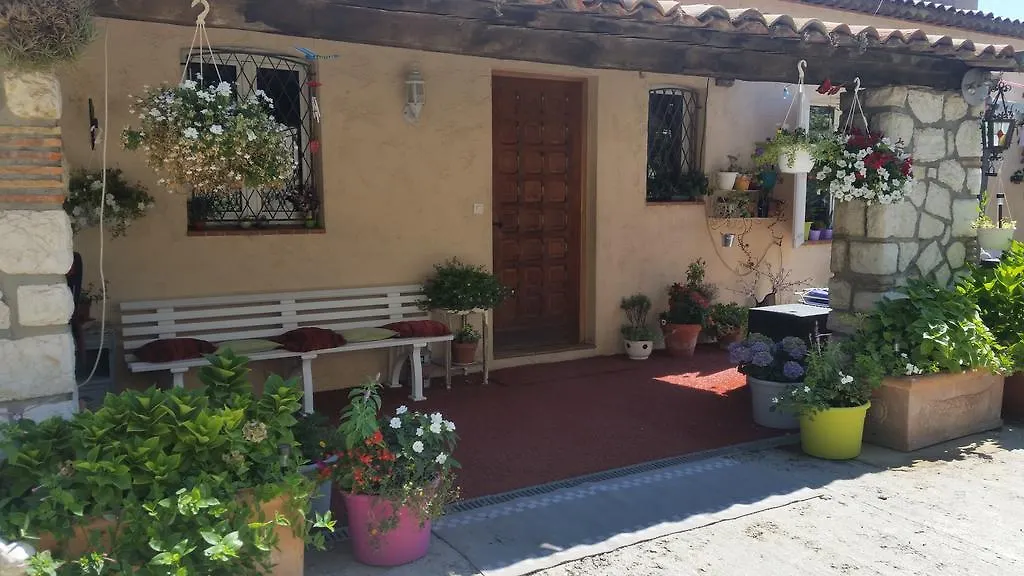 La Tuiliere Appartement Saint-Laurent-du-Var Accommodatie bij particulieren