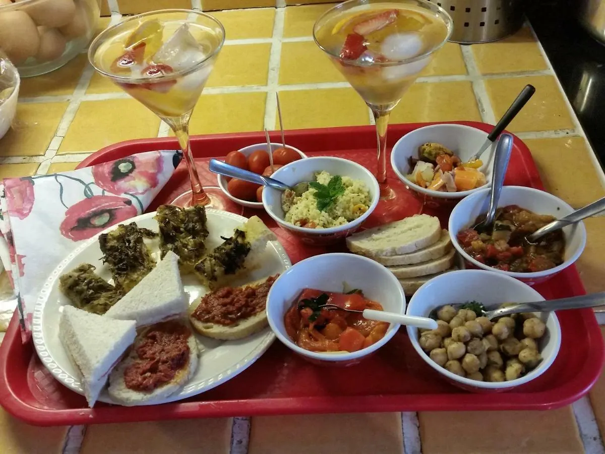 La Tuiliere Apartment Saint-Laurent-du-Var Homestay